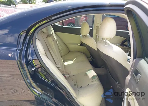 2011 Lexus Is 250 z USA, uszkodzony, nr VIN JTHBF5C22B5152447